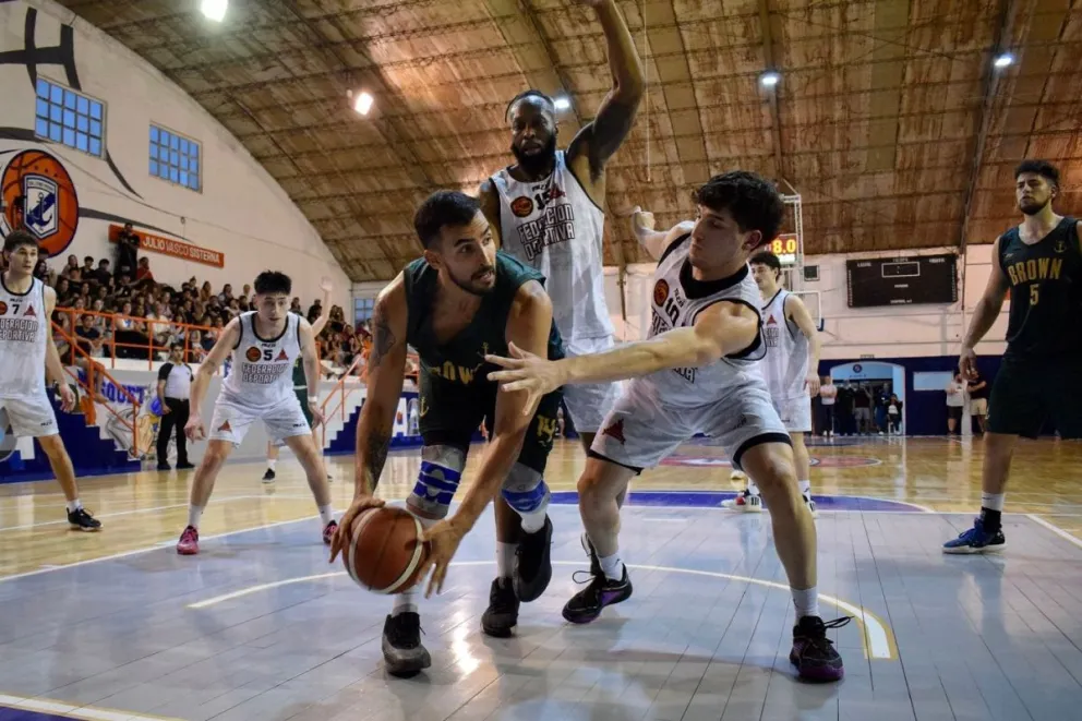 Los ascensos comienzan a definirse en Madryn