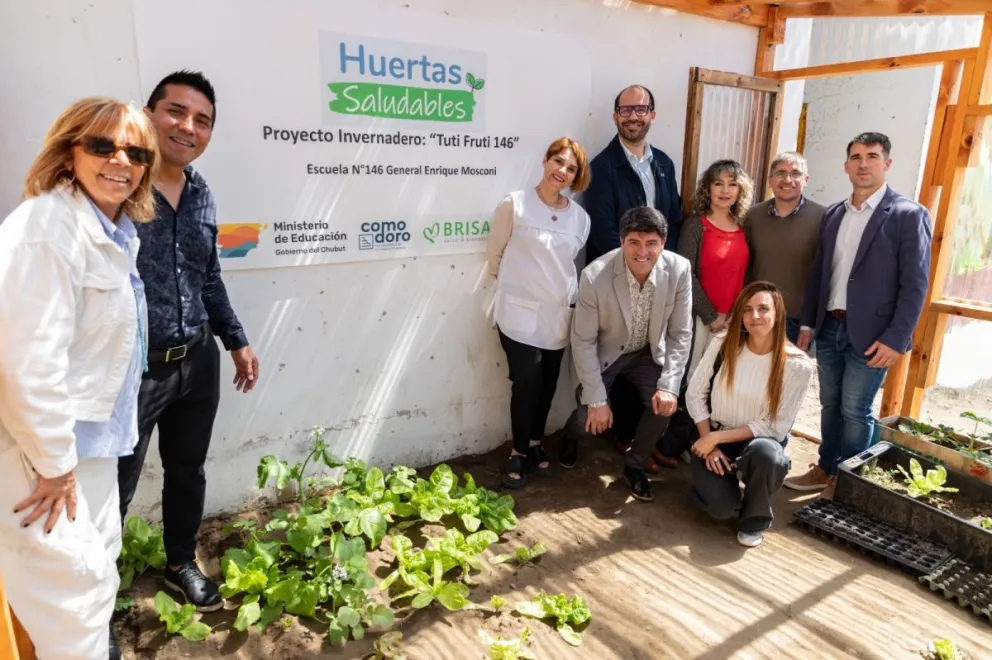 El Municipio acompañó la inauguración de una huerta saludable en la Escuela N° 146 de Km. 3