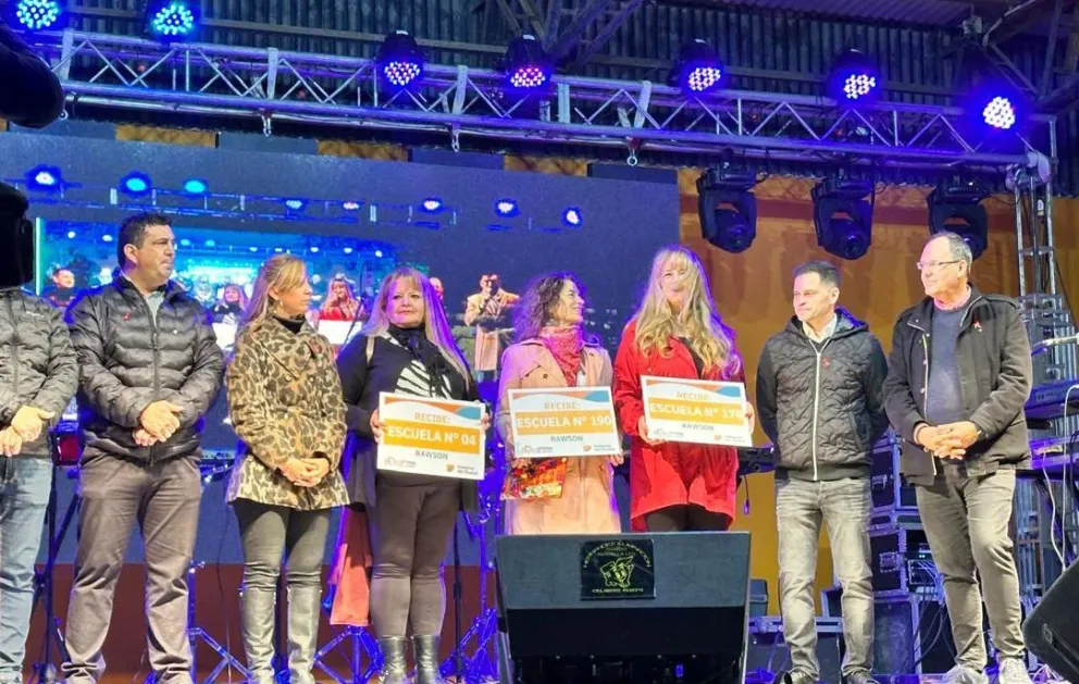 Playa Unión: Lotería del Chubut abrió la temporada de verano con el sorteo del Telebingo Chubutense