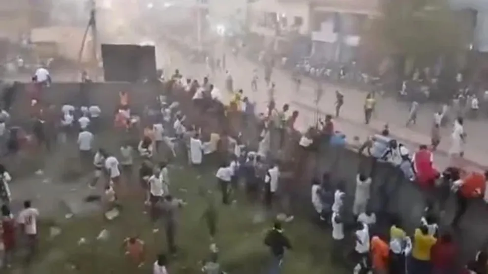 Tragedia en Guinea: 56 muertos tras disturbios en un estadio de fútbol