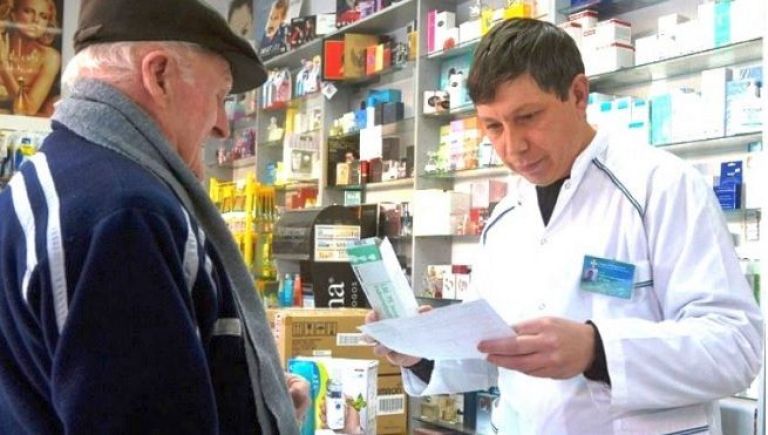 Jubilados: Desde marzo deberán completar un formulario obligatorio para tener medicamentos gratuitos