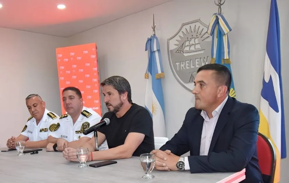 Merino valorizó la tarea de la Policía, al presentar las actividades por el 67º aniversario de la fuerza