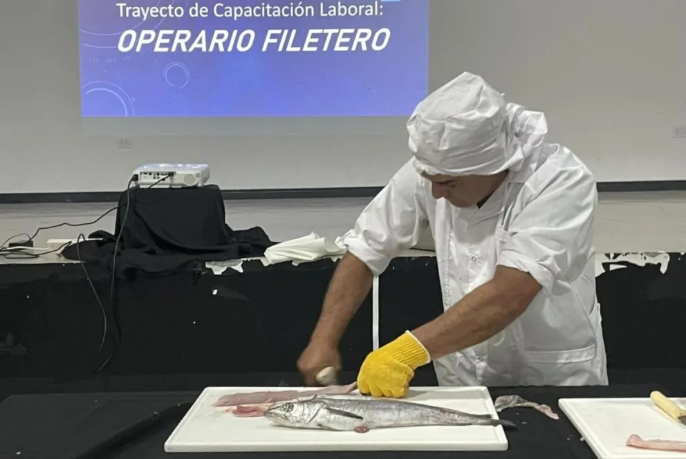 Comenzó el Curso de “Operario Filetero” en Puerto Deseado