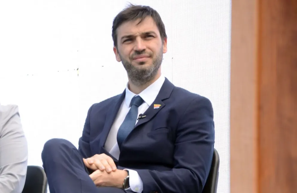 Nacho Torres explicó cómo trabajarían los presos en Chubut: “Queremos que arreglen las cárceles y los bancos de las escuelas”