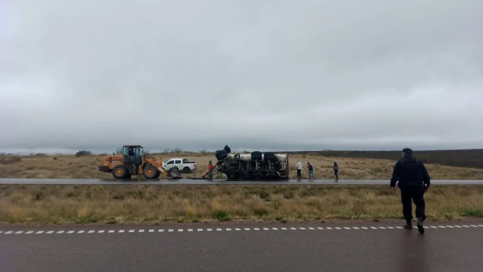 Camionero perdió su acoplado a pocos kilómetros de Puerto Madryn
