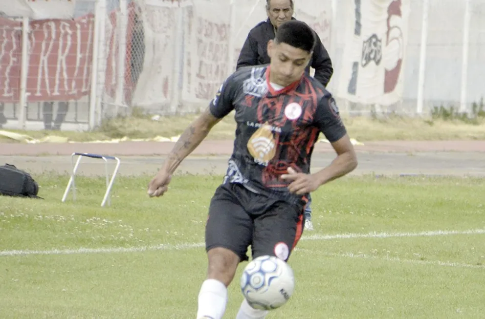 Árbitro de Bahía Blanca para Huracán-CAI