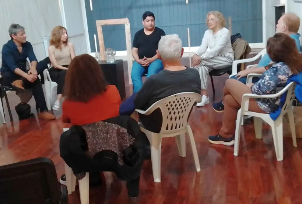 Trelew: El Museo Municipal de Artes Visuales realizó un conversatorio con artistas