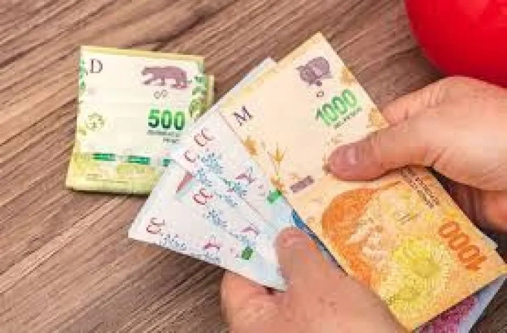 El Consejo del Salario vuelve a reunirse para ajustar el haber mínimo