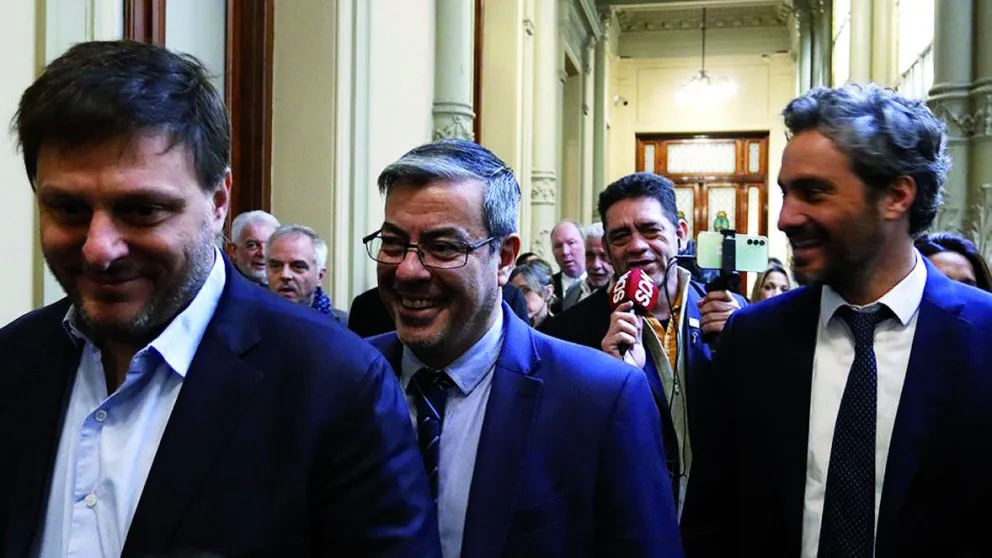 El peronismo ahora quiere investigar si hubo coimas para aprobar la ley bases