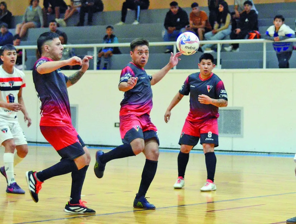 Se abre una nueva fecha con tres partidos