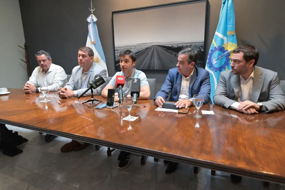 Torres anunció la intervención de la Cooperativa de Rawson y advirtió que "habrá consecuencias civiles y penales"