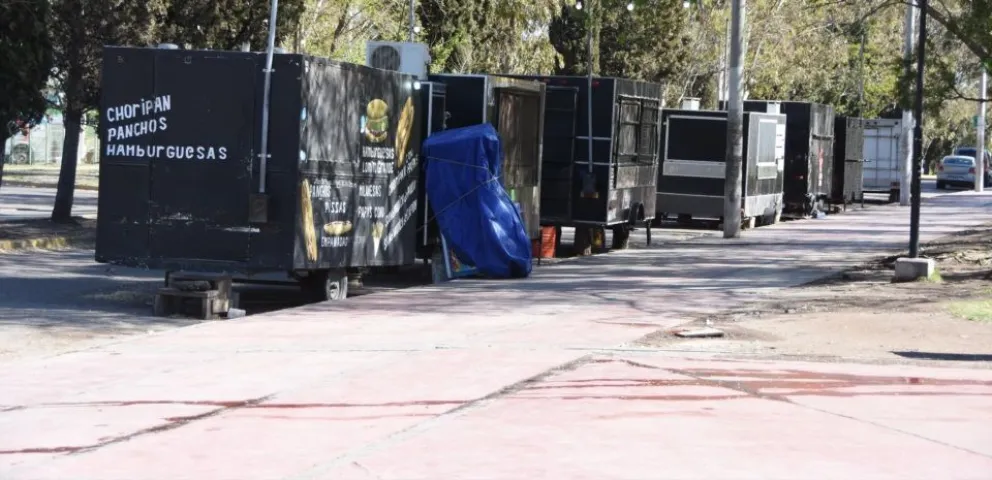 Reordenamiento modifica espacios para los food trucks en laguna Chiquichano
