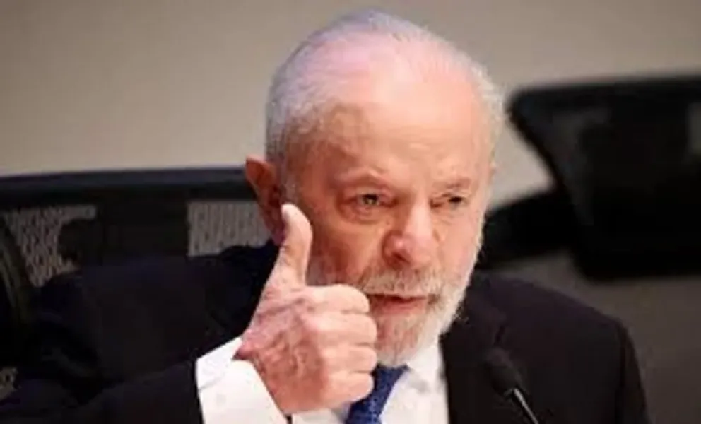 Lula recibió el alta tras la intervención de urgencia