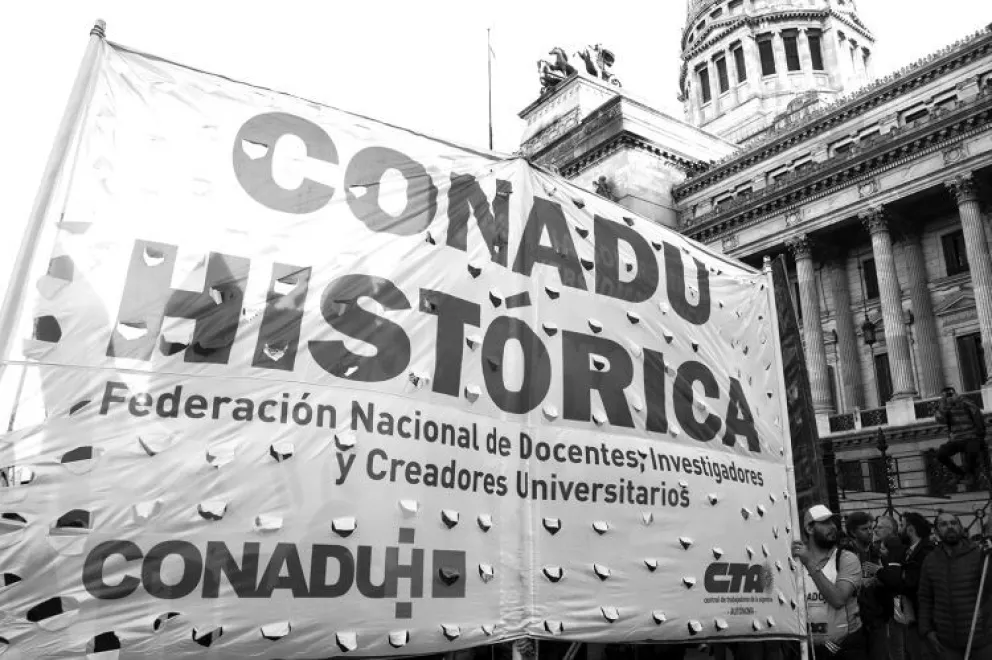 Los docentes universitarios perdieron más del 50% de su salario y anticipan un 2025 “de lucha”