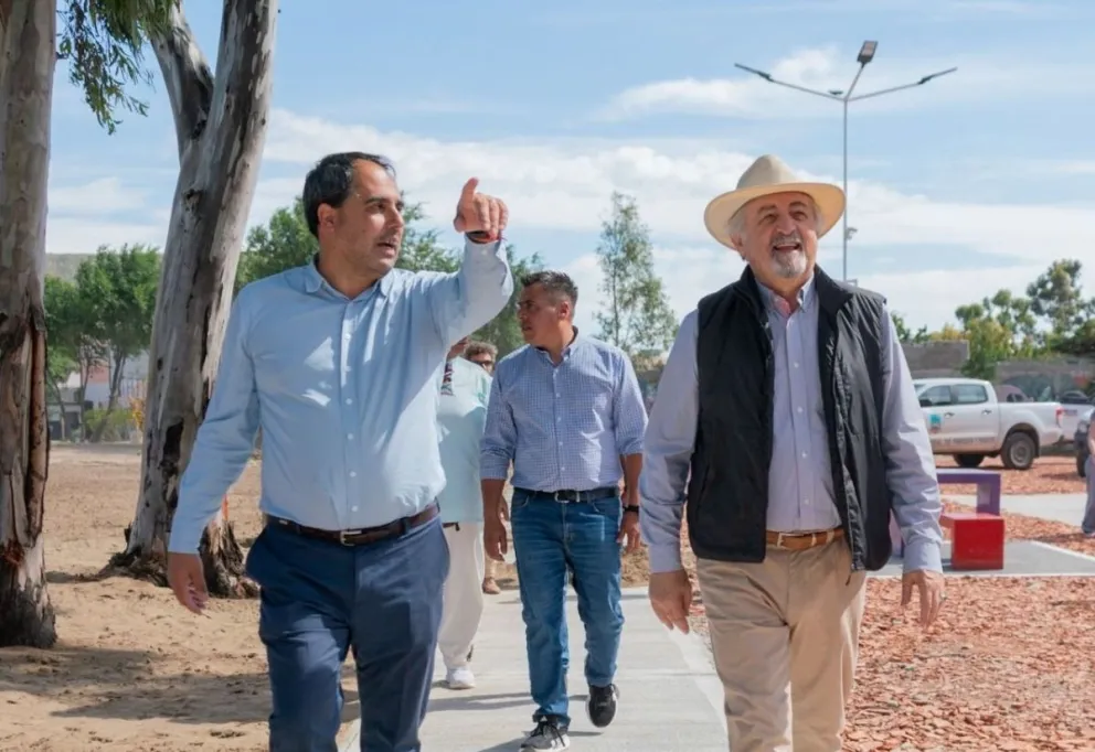 Macharashvili y Sampaoli recorrieron la obra del Parque de la Ciudad