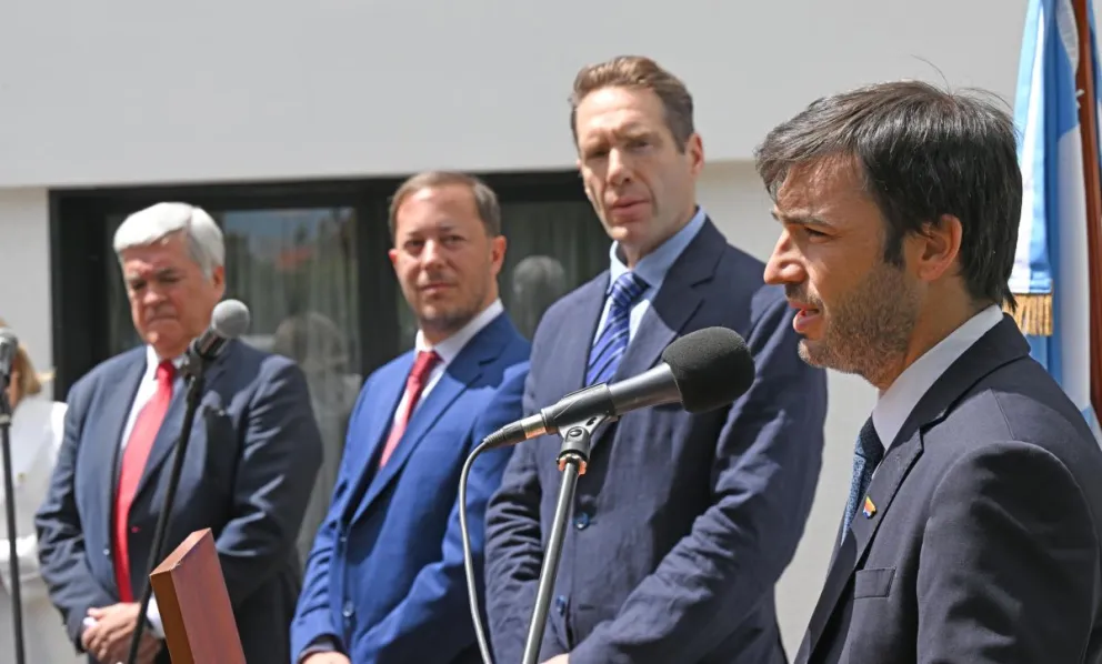 Torres tomó juramento a los dos nuevos Procuradores Generales Adjuntos