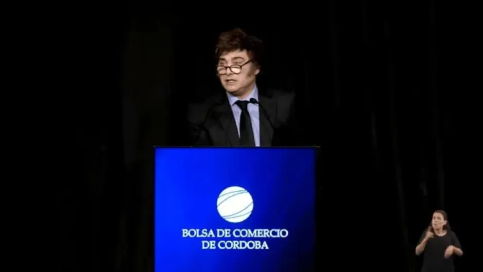 Javier Milei en la Bolsa de Comercio de Córdoba: "Al ajuste no lo pagaron los jubilados, lo pagó la casta"