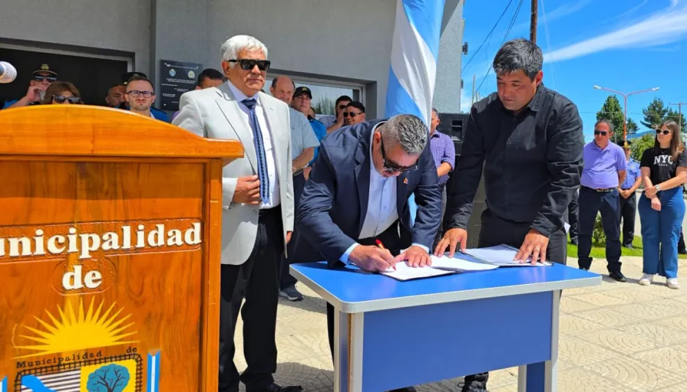 El Gobierno del Chubut presentó el plan "Verano Seguro" en el marco del aniversario de El Maitén