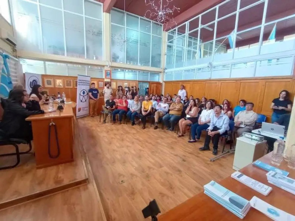 Salud brindó capacitación en Perspectiva de Discapacidad en el Concejo Deliberante de Trelew