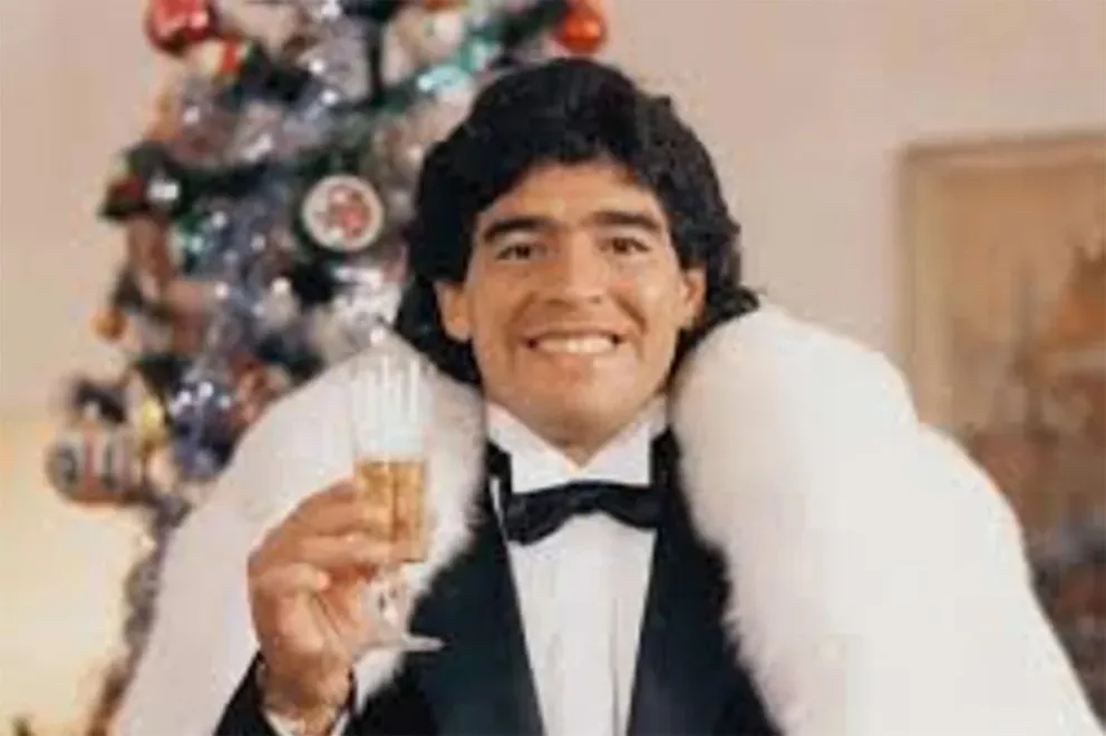 El emotivo video con el que palpitaron la Navidad en el Instagram de Diego Maradona
