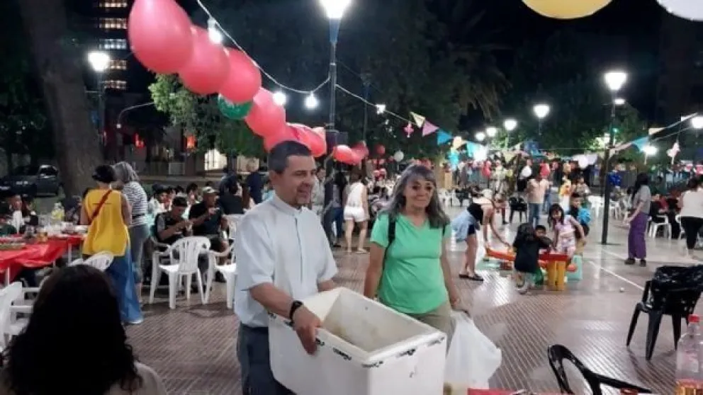 Inédita cena navideña solidaria y de acompañamiento en Neuquén