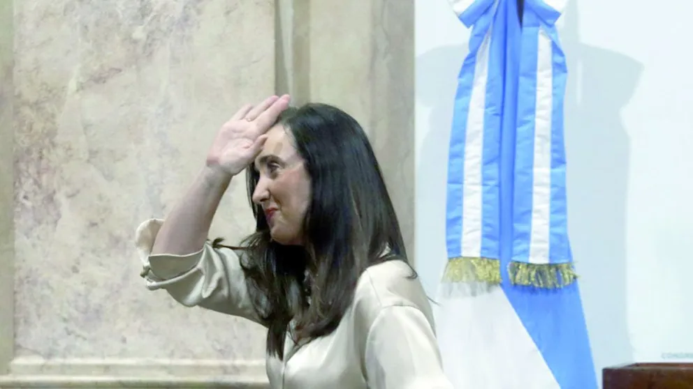 Se confirmó que Villarruel dijo la verdad sobre el traspaso de mando y cae la operación del gobierno para salvar a Kueider