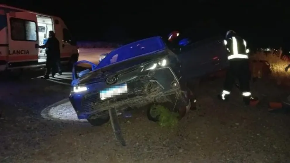 Conductor pierde el control del auto tras sufrir un ataque de epilepsia en la Ruta 3, cerca de Trelew