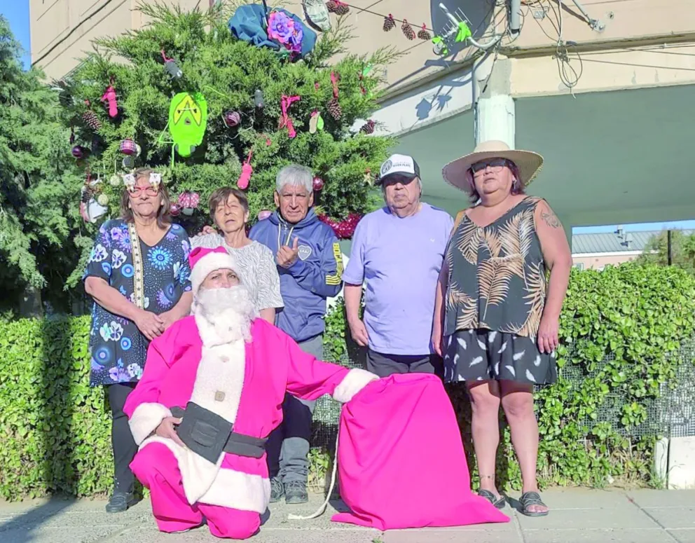 Vecinos del barrio LU4, tras 10 meses sin poder volver a sus hogares: “Vamos en busca de un milagro”