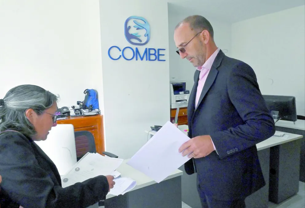 Provincia efectuó inspección en la Caja Previsional de los Profesionales Médicos, Bioquímicos, Odontólogos, Escribanos y Contadores