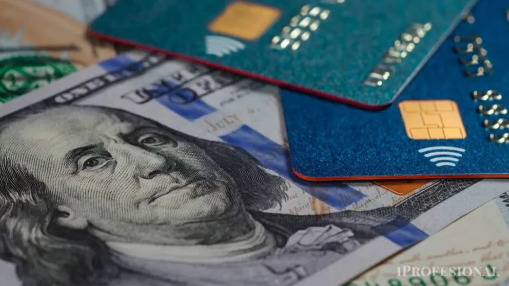 ARCA habilita la devolución de percepciones por compras y gastos en dólares realizados en 2024