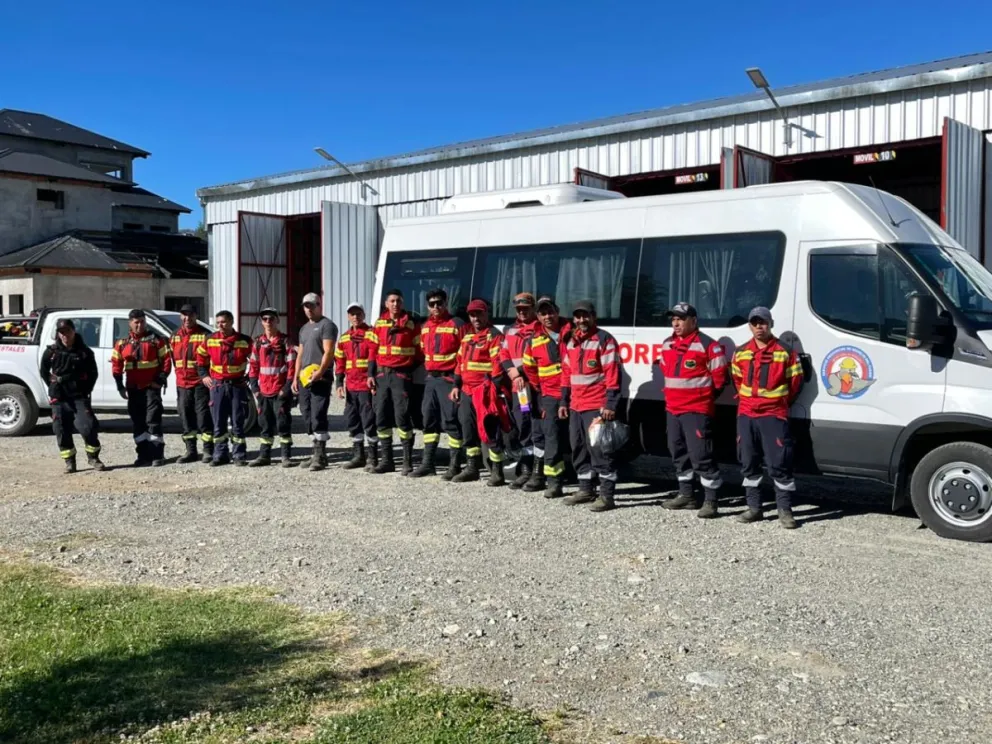 El gobierno provincial colabora con el operativo para combatir el incendio en el Parque Nacional “Nahuel Huapi”