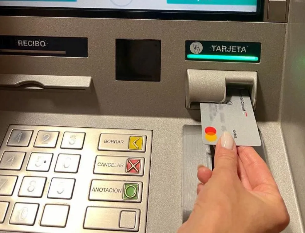 Provincia depositará el martes 7 los sueldos a empleados públicos