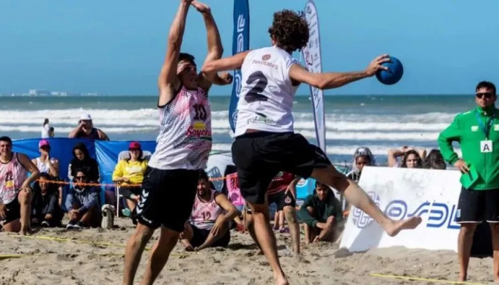 Llega otra edición de la versión playa del Handball a Rada Tilly