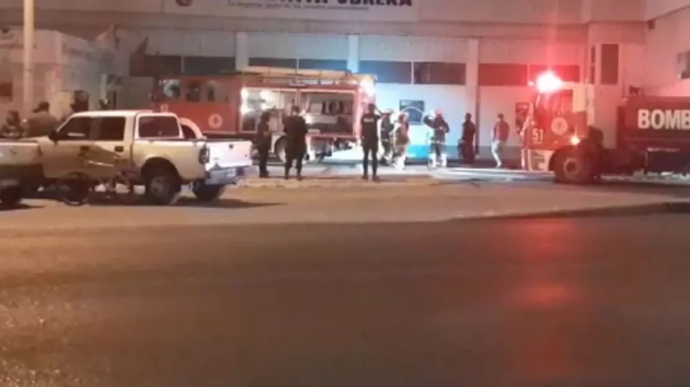 Un conocido supermercado se incendió por una falla eléctrica en un electrodoméstico