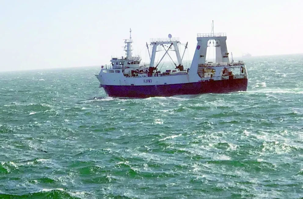 Prefectura detectó un buque extranjero pescando de manera ilegal en la Zona Económica Exclusiva de Argentina