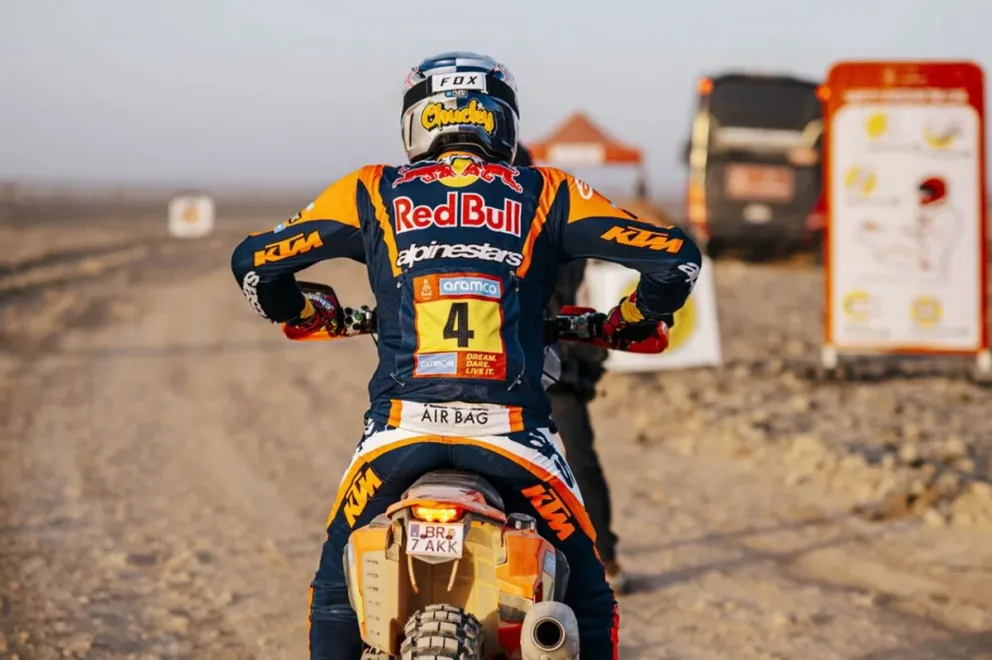 Sanders amplía su ventaja en motos, mientras Yacopini brilla en autos en la cuarta etapa del Rally Dakar