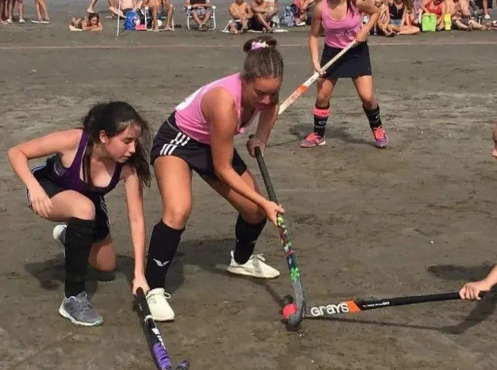 La villa balnearia se prepara recibir al hockey playero