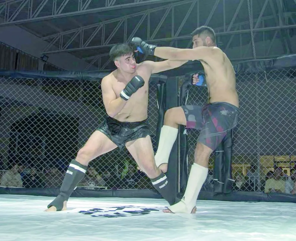 MMA esta noche en Rada Tilly