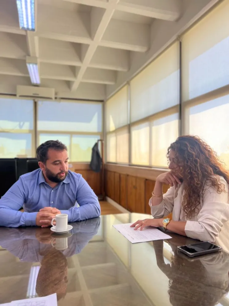 Provincia y Camarones diagraman la continuidad de obras clave para la localidad costera