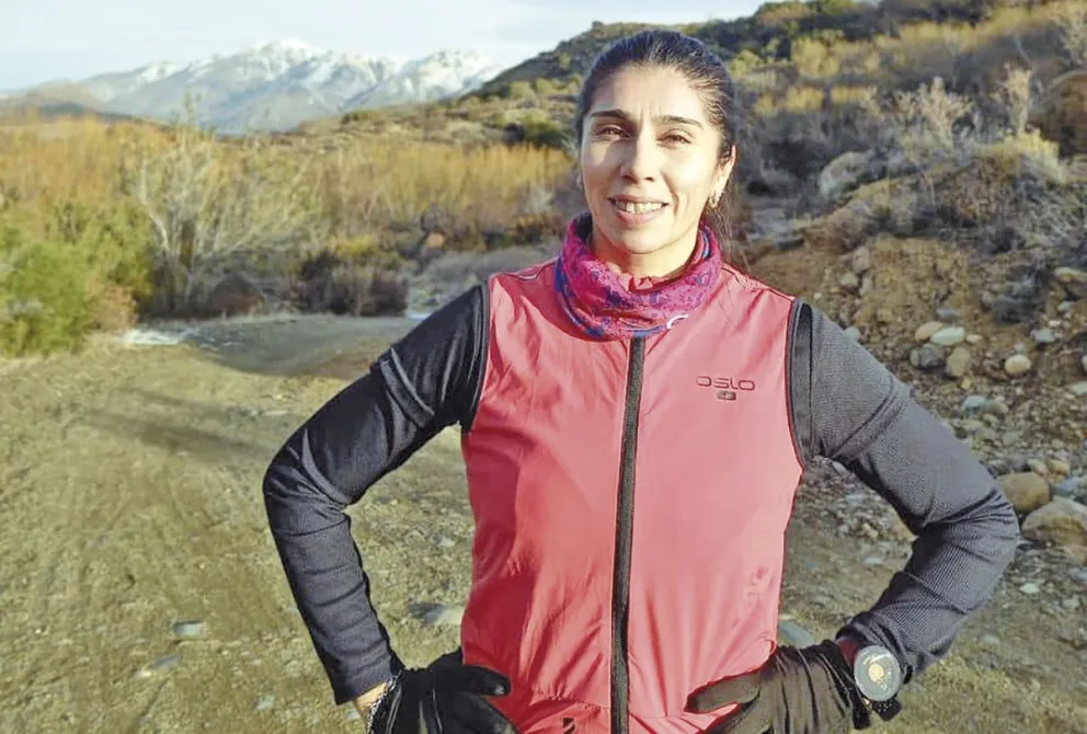 Alejandra Carinao correrá la Corrida de Crónica representando a la Escuela Municipal Awkache
