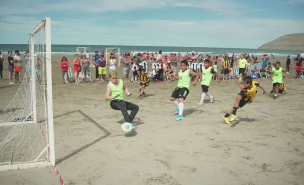 El viernes cierran las inscripciones para el fútbol playero en Rada Tilly