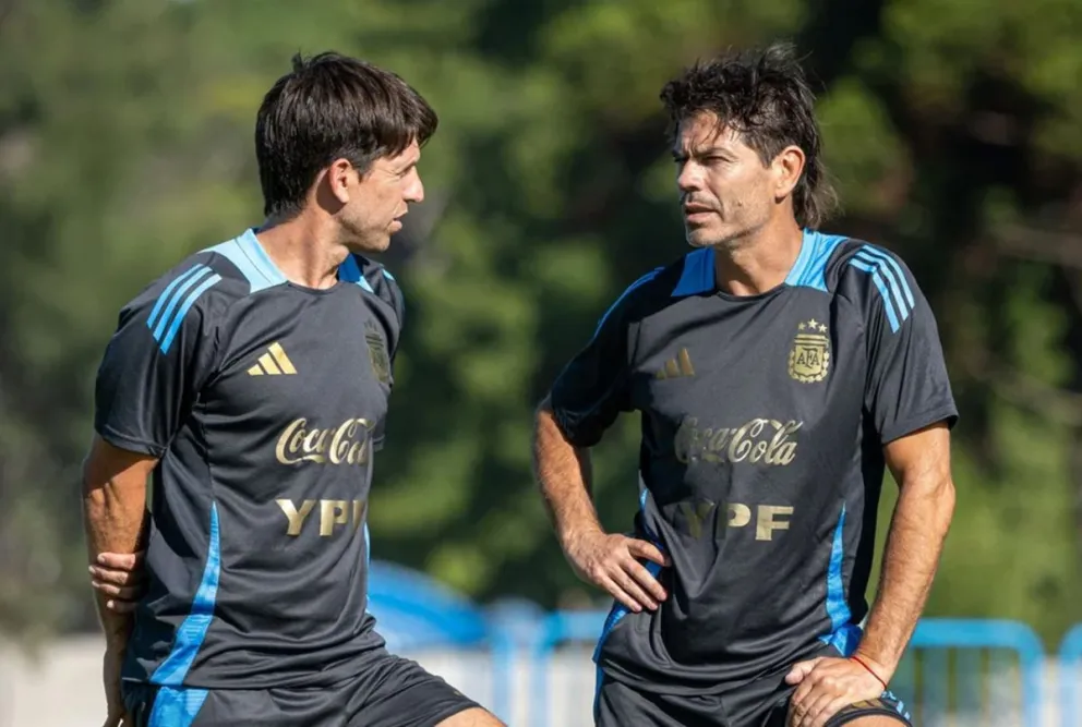 La Selección Argentina Sub 20 inicia su viaje hacia el Sudamericano en Venezuela