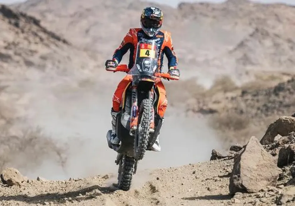 Luciano Benavides sigue en la pelea: segundo en la etapa 11 y cuarto en la general del Rally Dakar