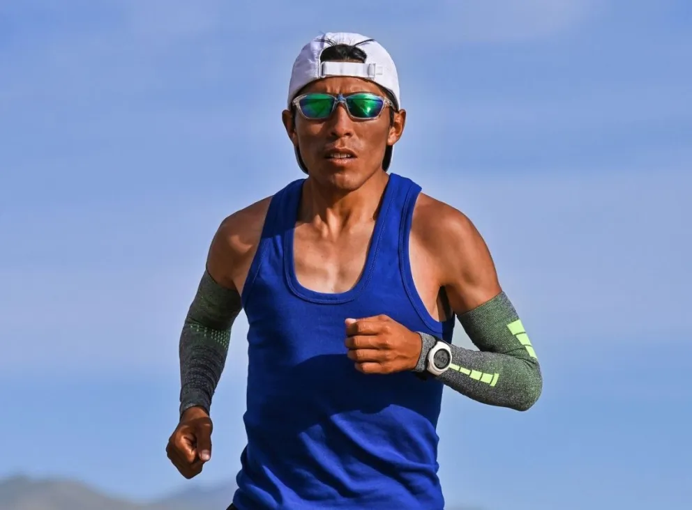 El atleta olímpico de Bolivia Héctor Garibay está confirmado en la Corrida de Crónica