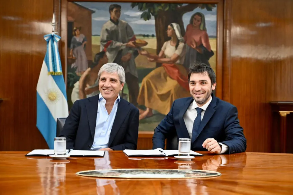 Torres: “Concretamos un acuerdo histórico con Nación para desendeudarnos haciendo obras prioritarias para los chubutenses”