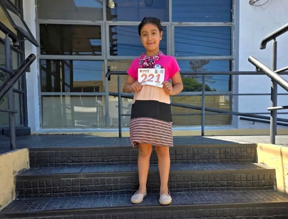  La historia de la pequeña Sofía: De vencer al cáncer a correr la maratón de Crónica