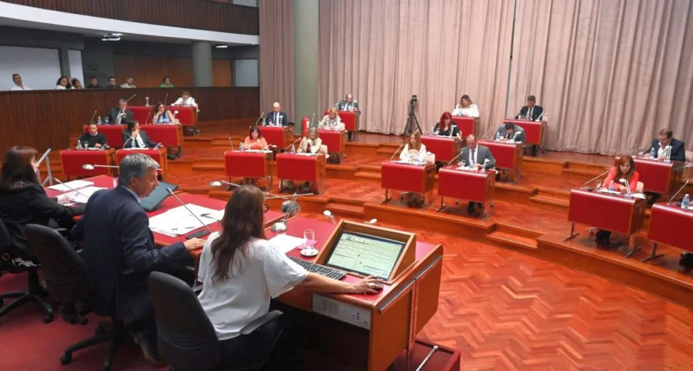 Legislatura: Se refrendará el convenio que le ahorrará a Chubut 100 millones de dólares