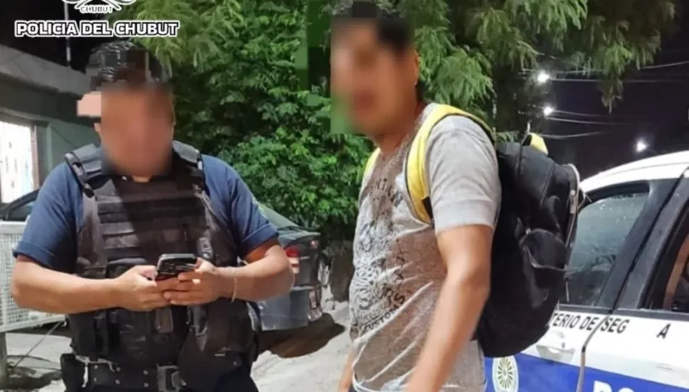 Trelew: Detuvieron a dos personas por atacar y robar a un hombre 