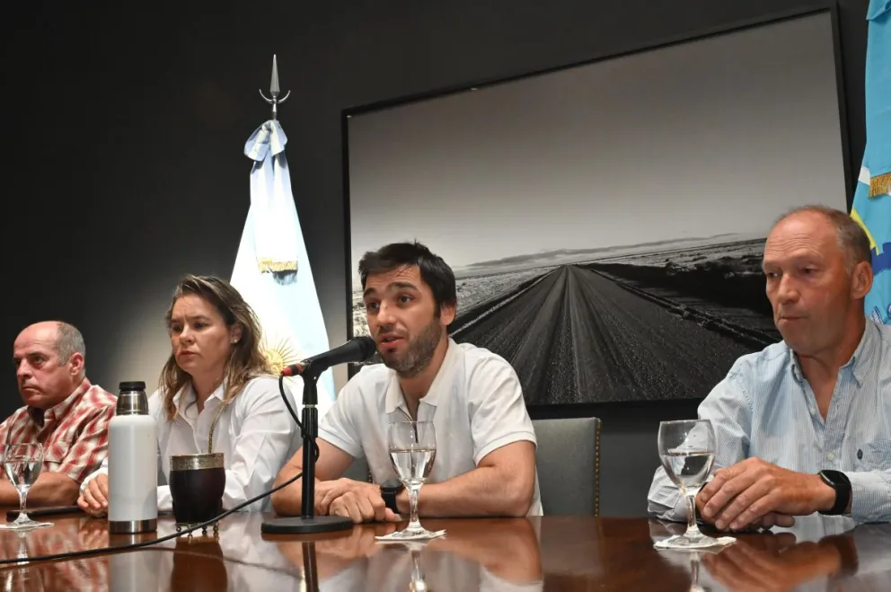 Torres anunció que se eximirá de Ingresos Brutos y del Impuesto Inmobiliario Rural al sector productivo ganadero de Chubut