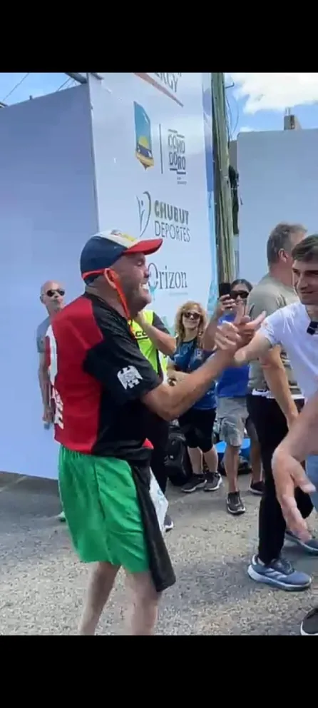 Se entregaron medallas para las personas con discapacidad en la 59º Corrida de Diario Crónica